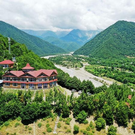 Kungut Hotel&Resort Şǝki Exterior foto